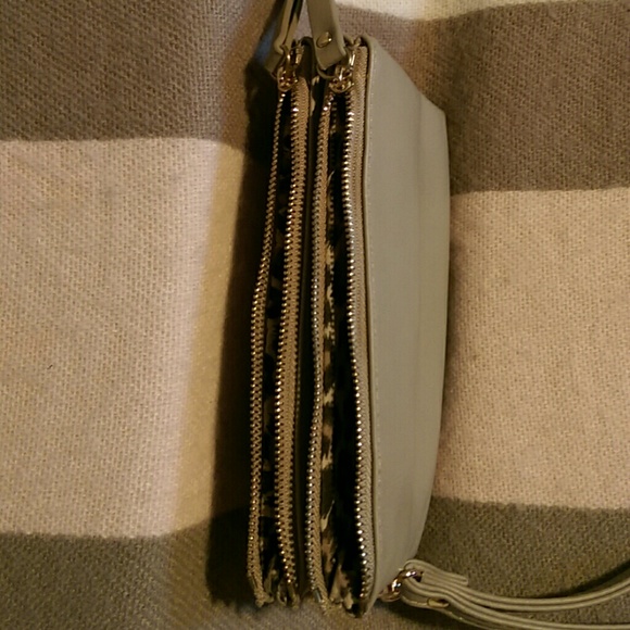 Olivia Miller Wristlet - Picture 3 of 8